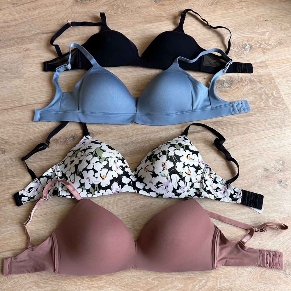Set of 4 lightly lined wirefree bras 32DDD